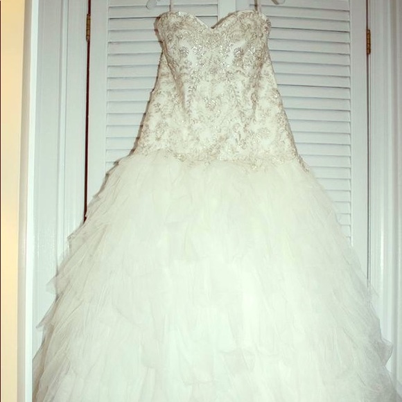 Size 16W Wedding Dresses